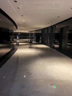 现代建筑丽泽SOHO室内