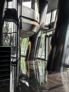 丽泽SOHO内部建筑