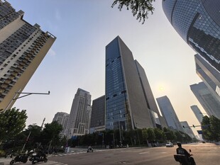 都市繁华街景