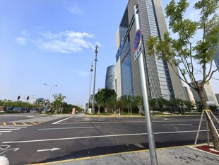 城市现代建筑景观一角