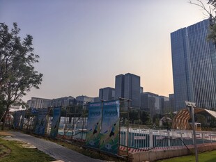 城市现代建筑景观一角
