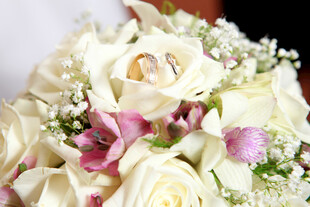 浪漫白粉色系婚礼手捧花