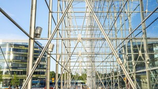 户外大型金属结构建筑景观