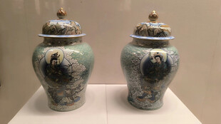 青花盖罐一对