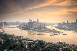 上海外滩壮丽城市天际线