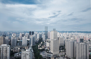 城市天际线俯瞰壮观景象