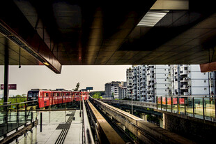城市轨道交通车站景象