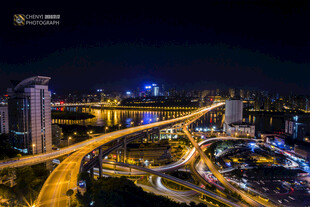 城市夜景立交桥璀璨灯光