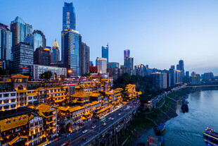 重庆城市河畔璀璨夜景