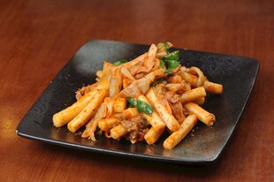 泡菜炒年糕