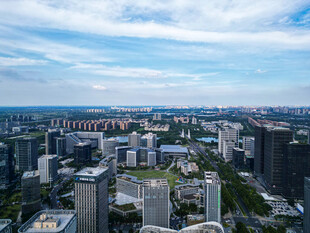 俯瞰繁华都市景观