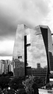 现代城市摩天大楼景观