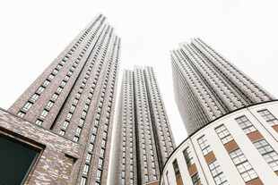 都市摩天大楼建筑群