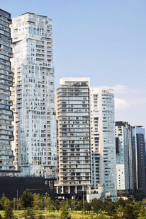 现代都市高楼景观
