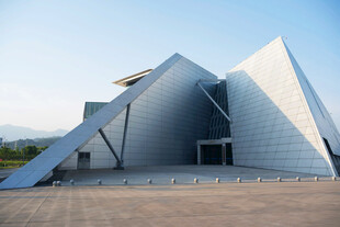 现代几何风格金属质感建筑