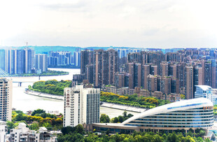 城市天际线俯瞰景观