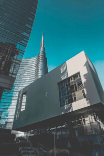 现代城市独特建筑景观