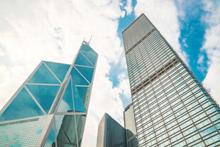都市摩天大楼仰视景观