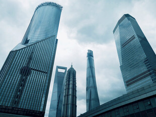 都市摩天大楼建筑群