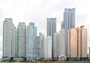 现代都市高楼景观