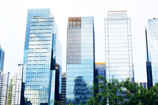 现代都市摩天大楼景观