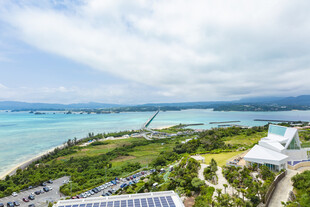海滨城市美丽风光俯瞰