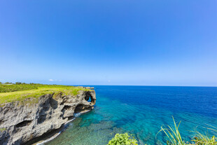 海岸悬崖美景