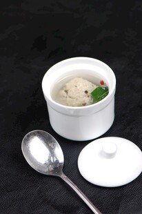 清汤狮子头