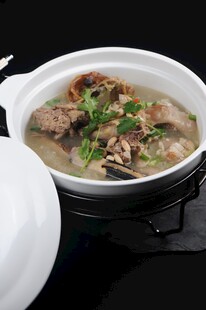 猪手老鸭煲