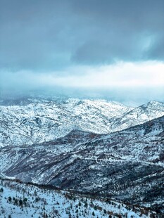 雪山壮丽风光