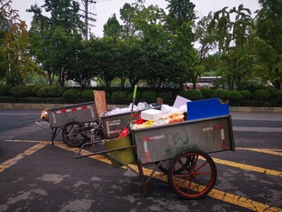 城市垃圾推车