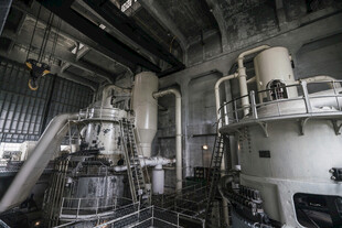 工业设备内部场景