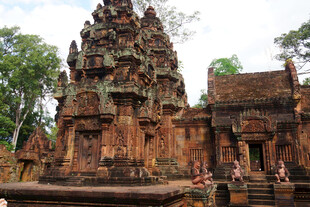 古老神秘的柬埔寨寺庙建筑
