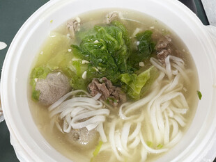 牛肉丸汤河粉