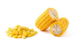 新鲜玉米棒与玉米粒