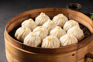 竹笼里的美味小笼包