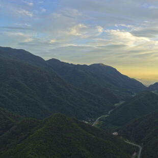 山间美景
