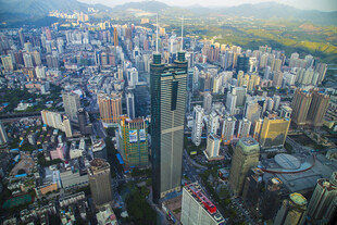 俯瞰繁华都市天际线