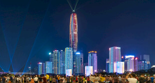 深圳璀璨夜景摩天大楼