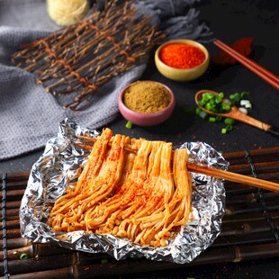 锡纸烤金针菇美味诱人