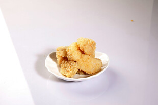 盘中香酥点心
