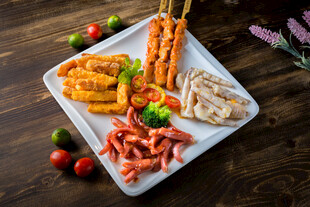 特色风味小吃拼盘