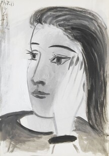 黑白女性肖像素描