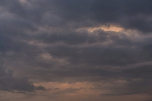 黄昏天空薄云景观