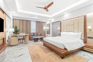 现代轻奢酒店大床房