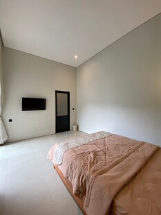 简约浅色系卧室