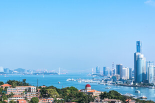青岛海滨城市风光