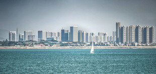滨海城市海岸风光