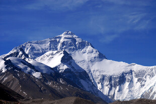 珠峰雪山壮丽风光