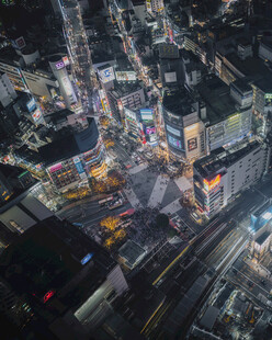 航拍城市路口夜景